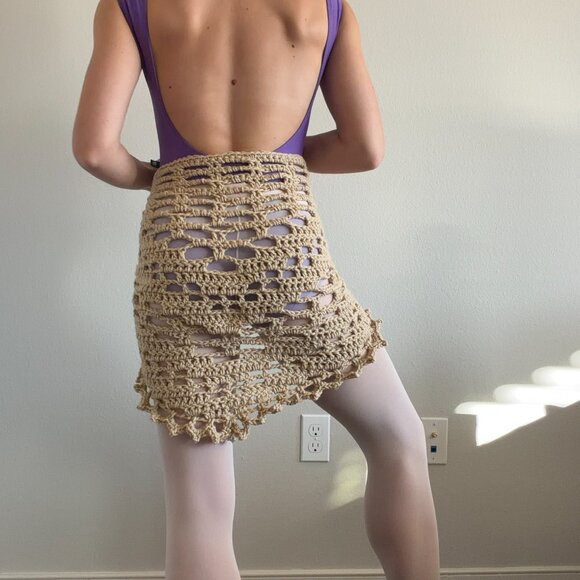 Ballet Crochet Warmup Wrap - Picture 4 of 9